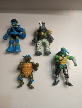 Teenage Mutant Ninja Turtles Bundle Of 4 Figures